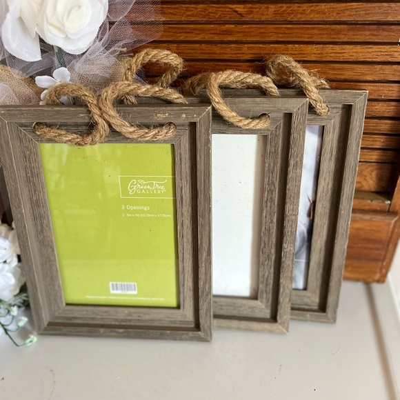3 Rustic 5x7 frames - Picture 1 of 1